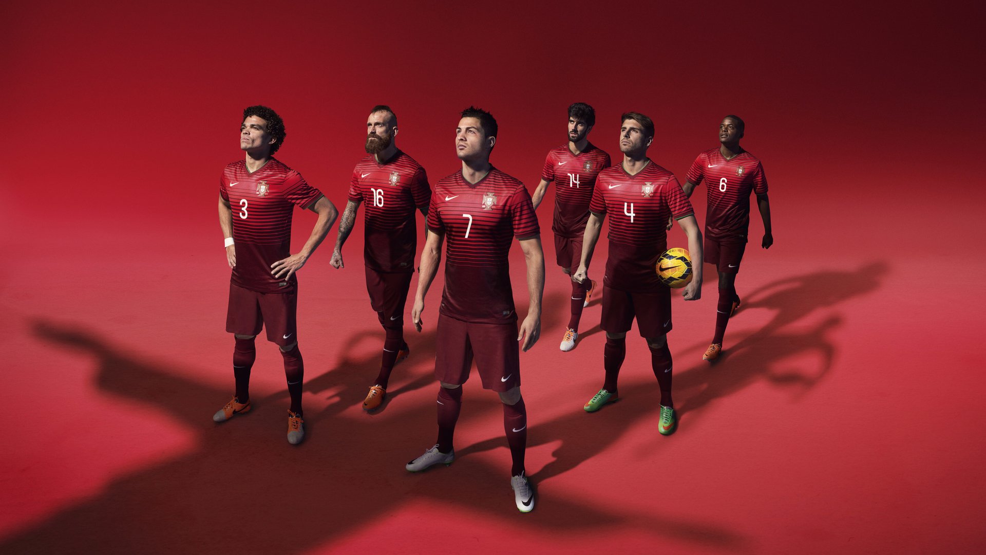 欧冠淘汰赛之夜,约基奇连续得分拉开差距