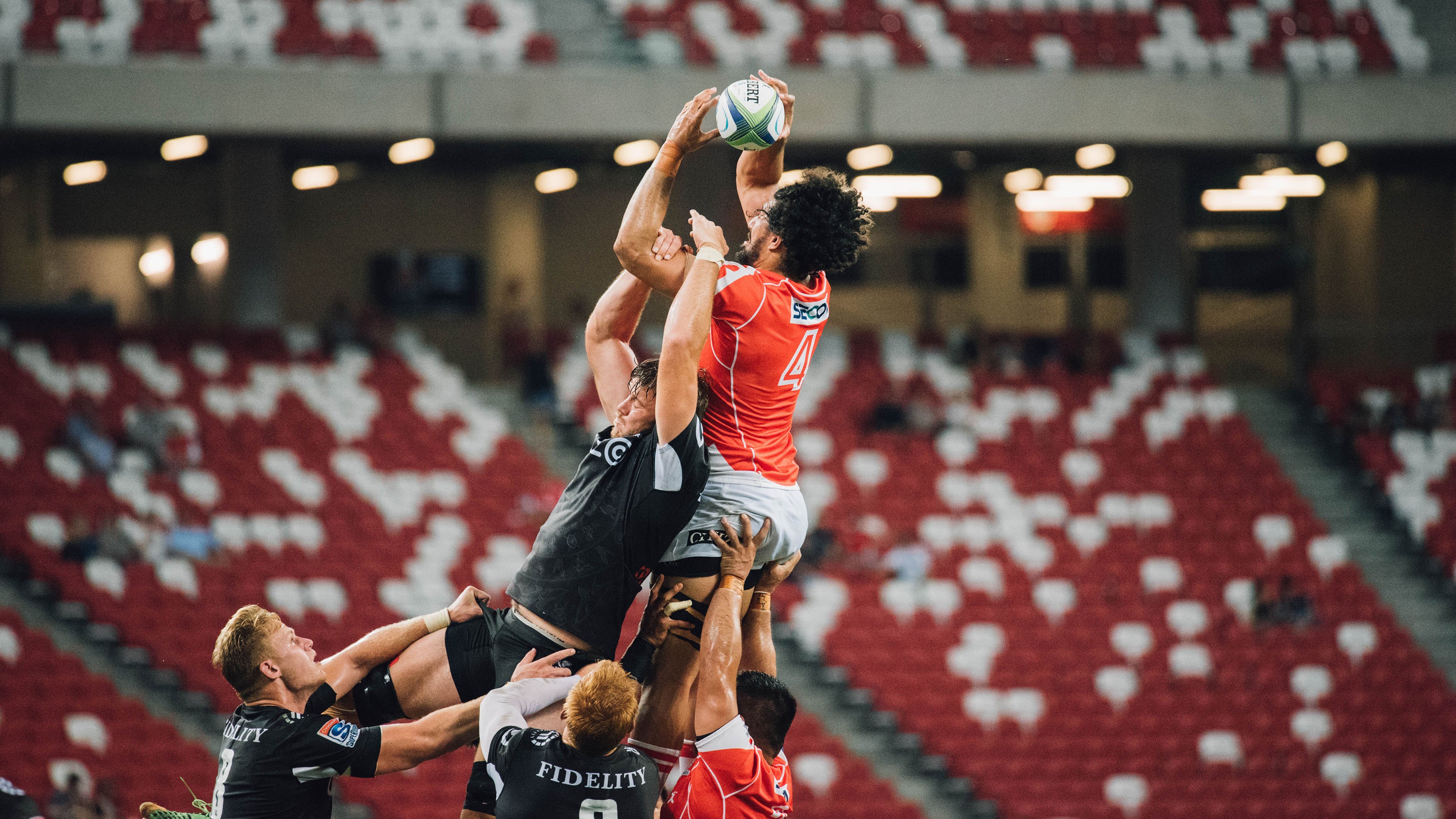 冰与火的对决,布鲁诺闪耀全场,加拿大战术压制秘鲁显威